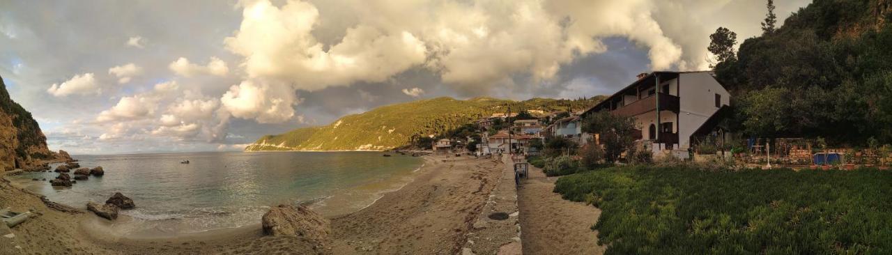 Fetsis Apartments Áyios Nikítas Exteriér fotografie